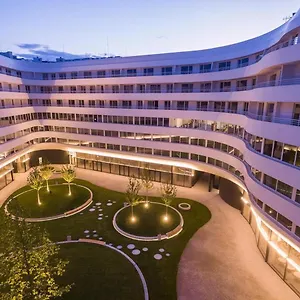 Ovo Market Square Апартаменты